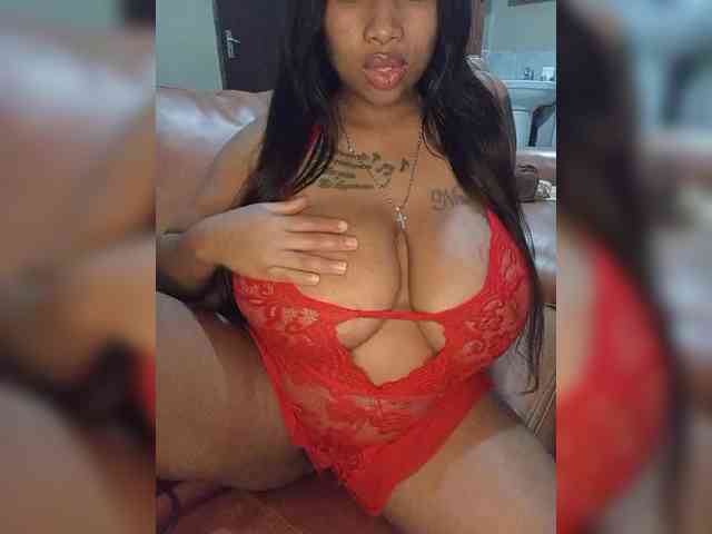 Bigmelons bongacams live cam model