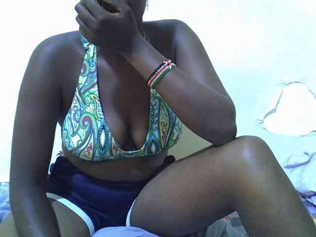 pretty-kimmy bongacams live cam model