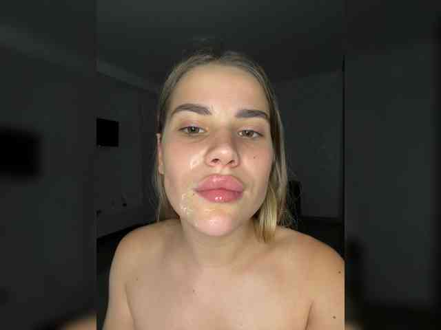 Elisavetaa bongacams live cam model