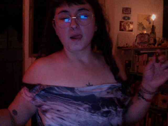 AlmaVolcan88 bongacams live cam model