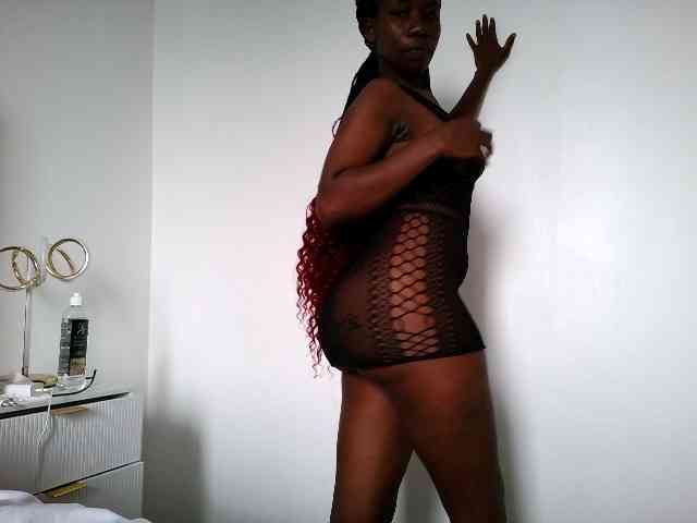 Sexydivaa bongacams live cam model