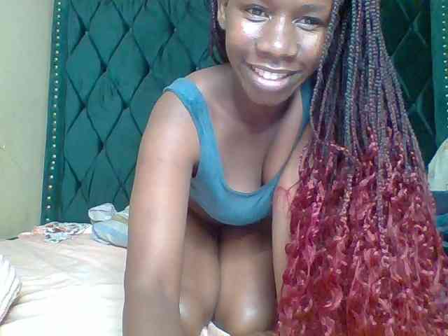 Sexydivaa bongacams live cam model