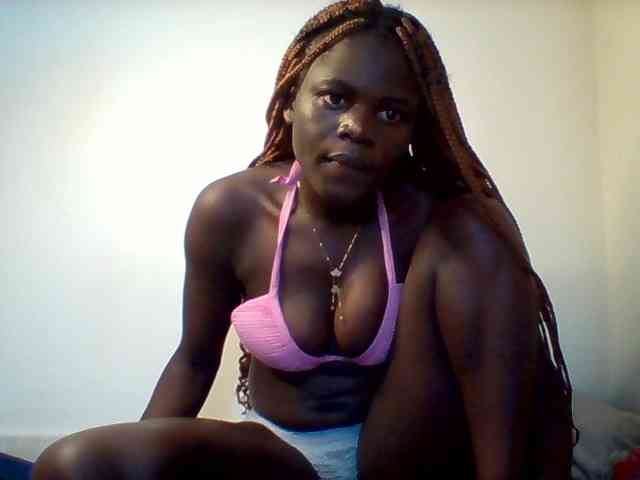 Violeti bongacams live cam model