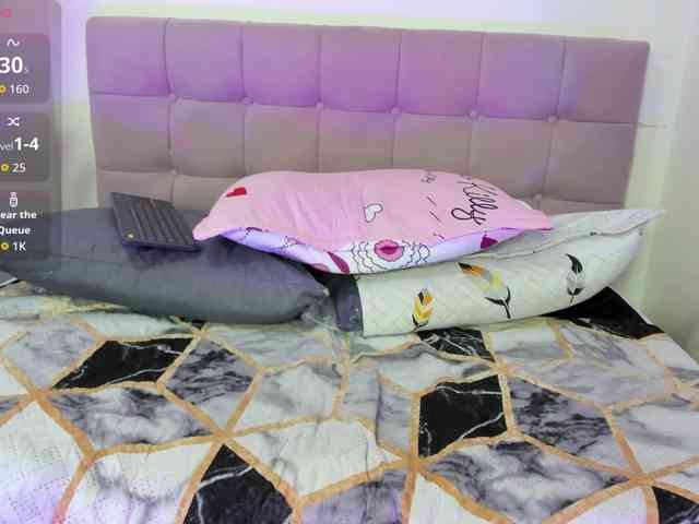 Fiorella-wish bongacams live cam model