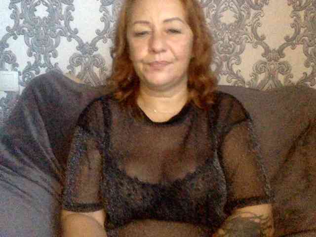 ALINIKA bongacams live cam model