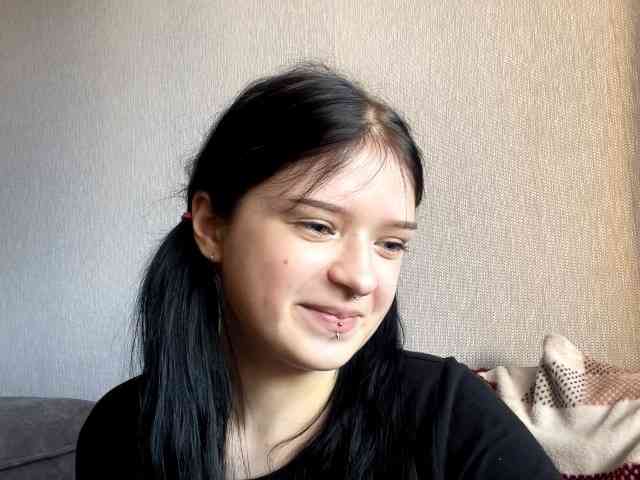 NeliaDates bongacams live cam model