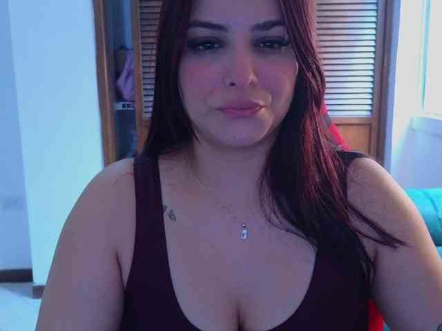 atenea-love bongacams live cam model