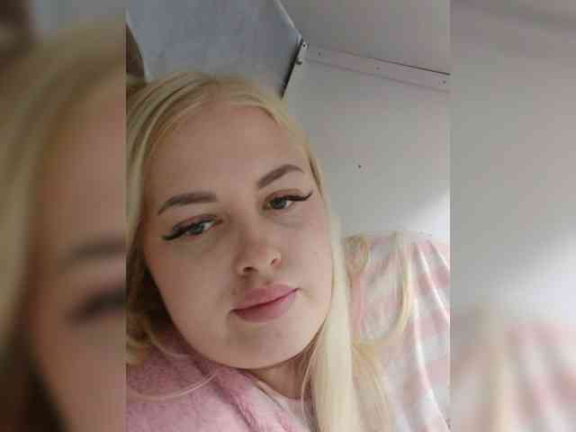 SexiBlondi bongacams live cam model