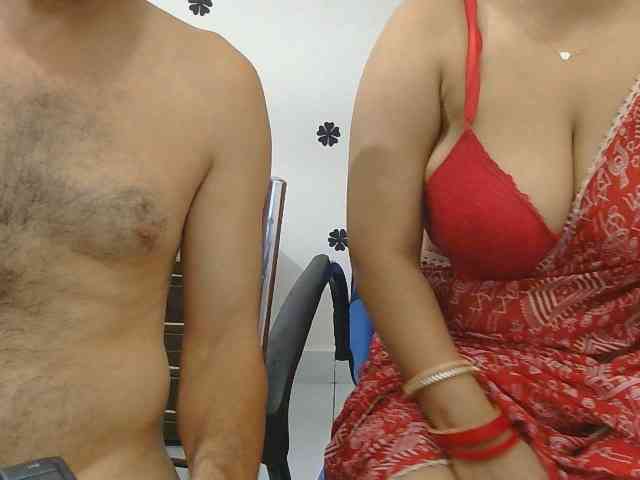 Indiancouple2 bongacams live cam model