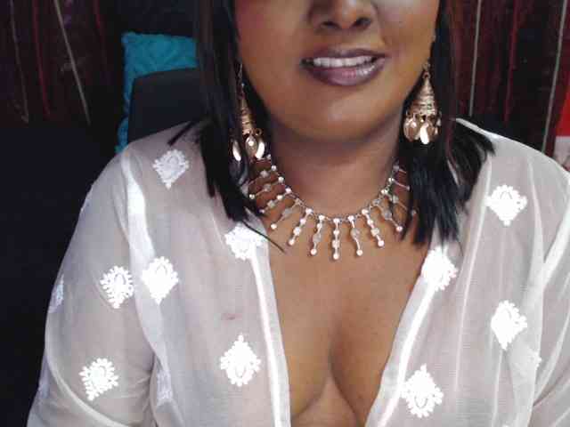SINFULINDIAN bongacams live cam model