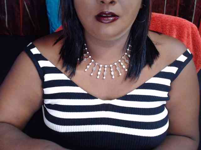 SINFULINDIAN bongacams live cam model