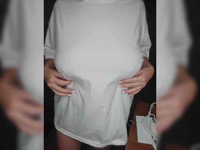 Belka48a bongacams live cam model