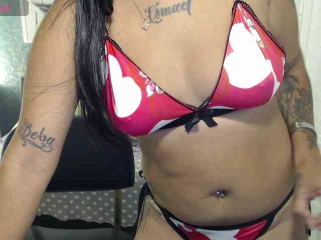 Shantall-lort bongacams live cam model