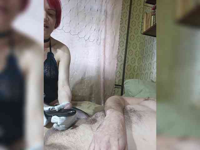 AFoNy-2 bongacams live cam model