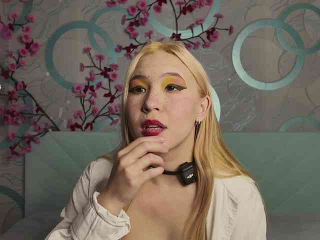Amandalovea bongacams live cam model