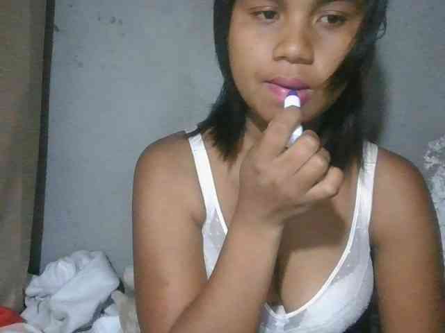 Mayahery bongacams live cam model