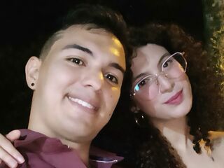 DylanAndAlly livejasmin live cam model