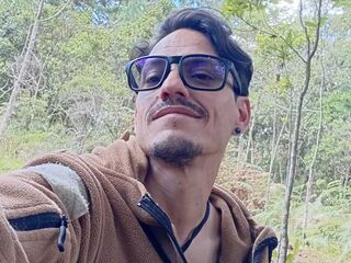 AlanSummers livejasmin live cam model