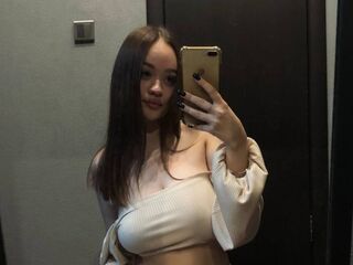 SantinaHeikes livejasmin live cam model