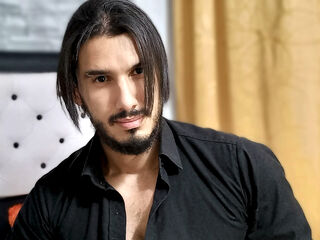 TylerDang livejasmin live cam model