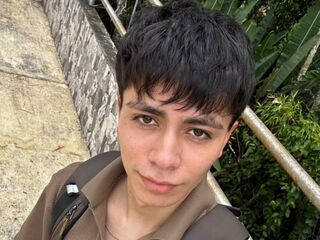 ThomTorr livejasmin live cam model