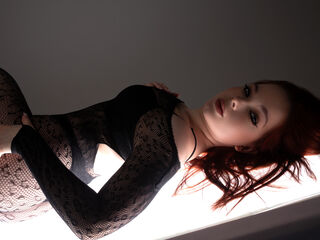 NikaMoyre livejasmin live cam model
