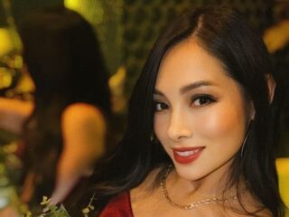 AleskaRousseau livejasmin live cam model