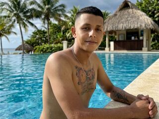 GeorgeLincom livejasmin live cam model