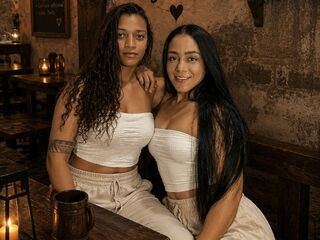 LucyAndBella livejasmin live cam model