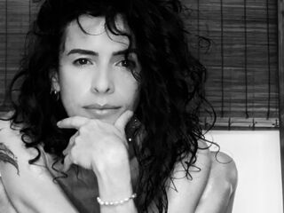 AryAmbrosia livejasmin live cam model