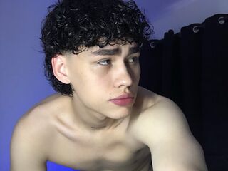KaiiBossman live cam