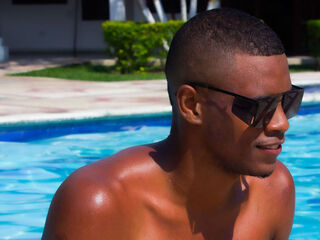 MaximoBeaumont live cam