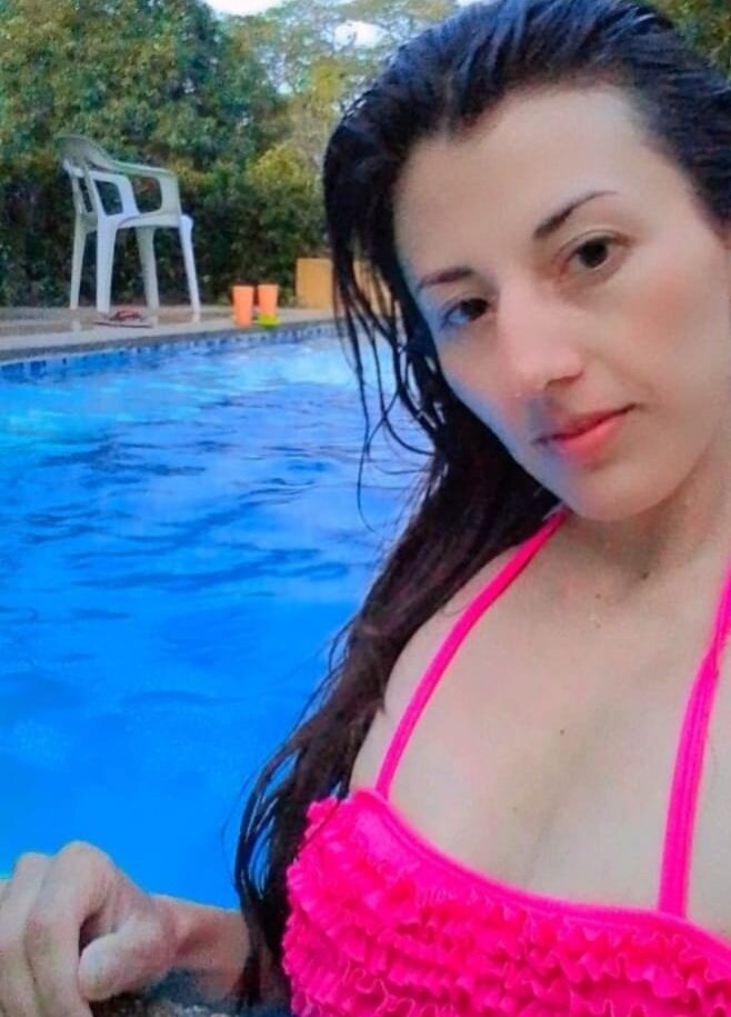 jade_white_ live cam