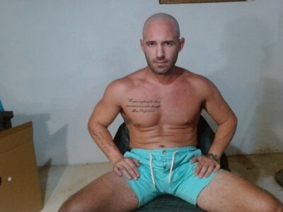 TheNakedPreacher Live Cam on stripchat