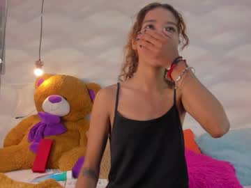ahyana_angels live cam