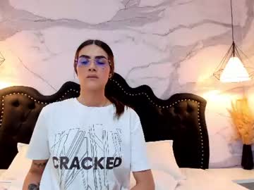 bella_greyss live cam