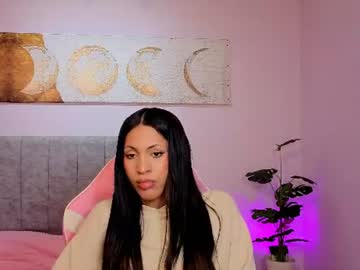 clara_evanss live cam