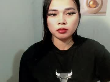 cum_and_squirtx live cam