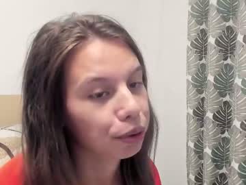 emma_extra_tiny live cam