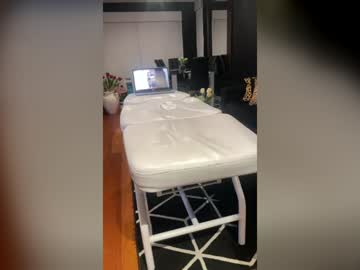 guyonamassagetable chaturbate live cam model