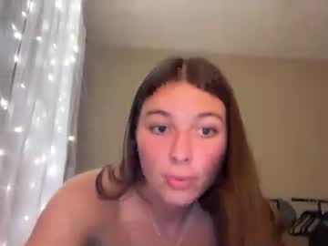 hazelangel635 live cam