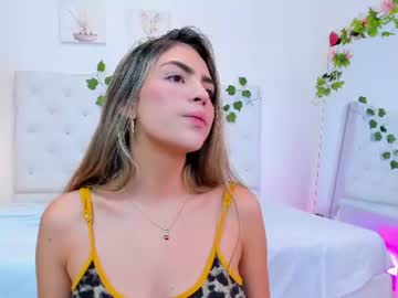 honeysmile chaturbate live cam model