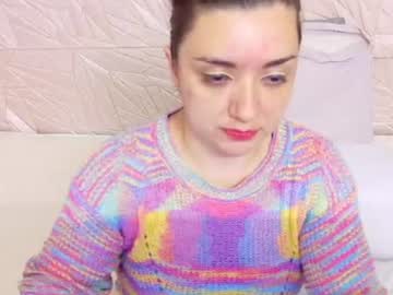 hugeass_redhead live cam