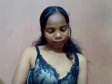 juliah02 live cam