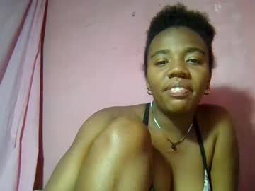 kenella live cam