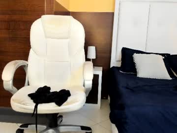 kiaragh_ live cam