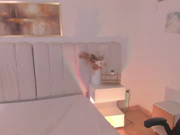 leah_bloom_ live cam