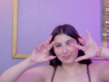 licious_sarah live cam