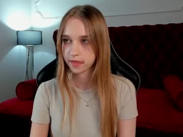 mayalune live cam