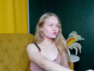 mellisaveil live cam